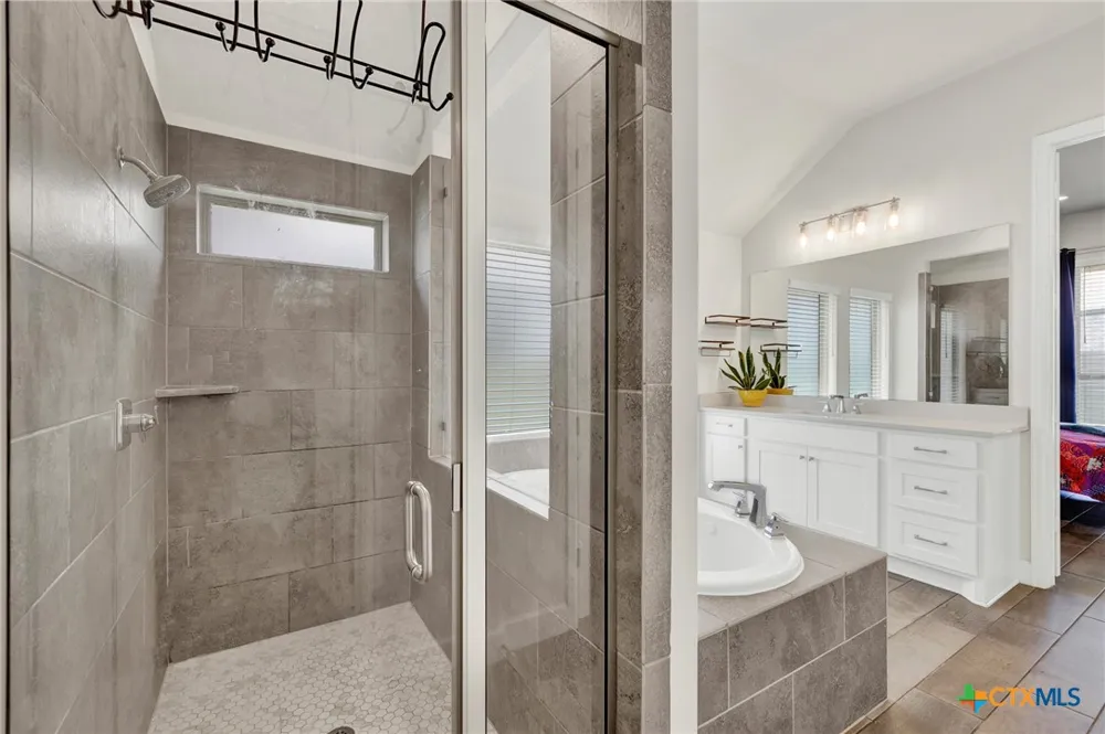 415 Bridle Trail New Braunfels, TX 78132
