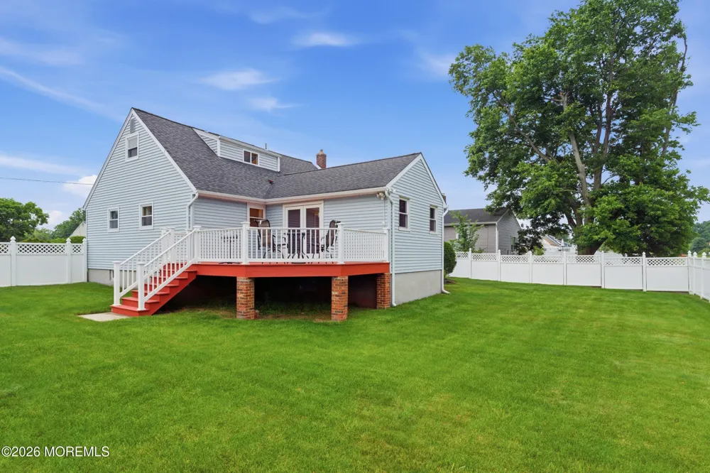 24 Deerwood Avenue Edison, NJ 08817