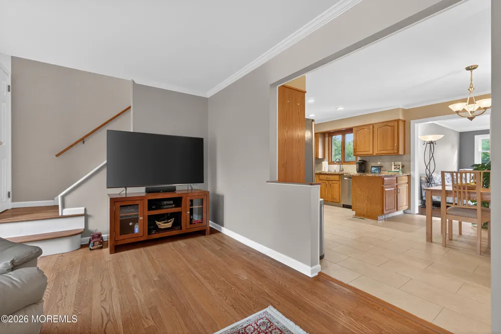 24 Deerwood Avenue Edison, NJ 08817