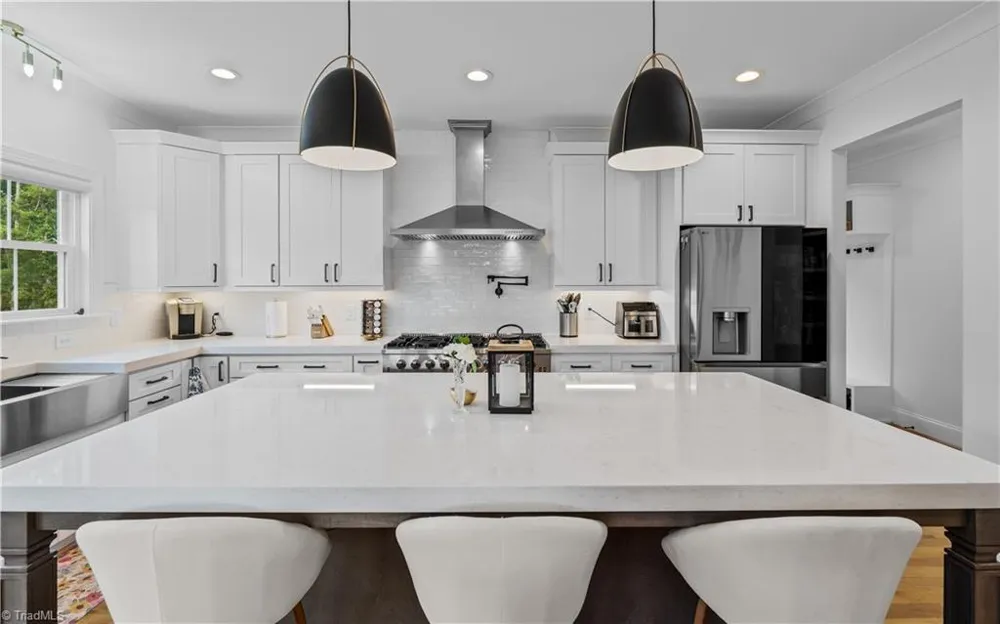 8198 Rob Roy Drive Summerfield, NC 27358