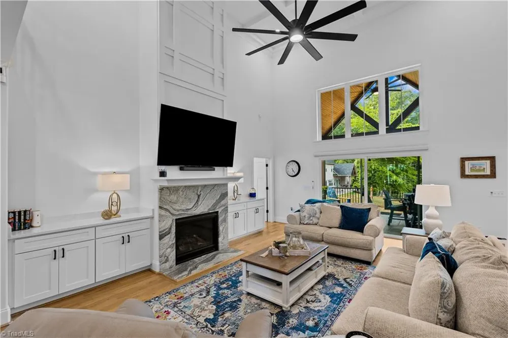 8198 Rob Roy Drive Summerfield, NC 27358