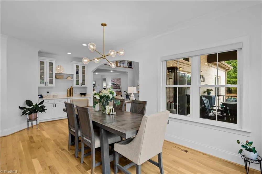 8198 Rob Roy Drive Summerfield, NC 27358