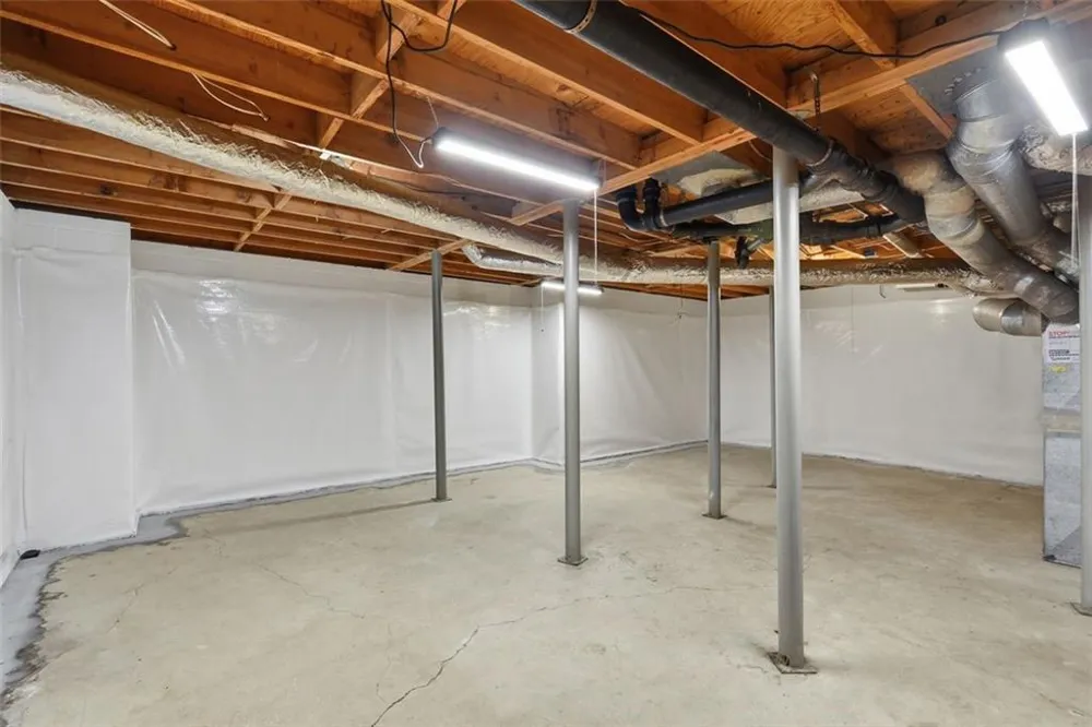 435 Stonebridge Drive Roswell, GA 30075