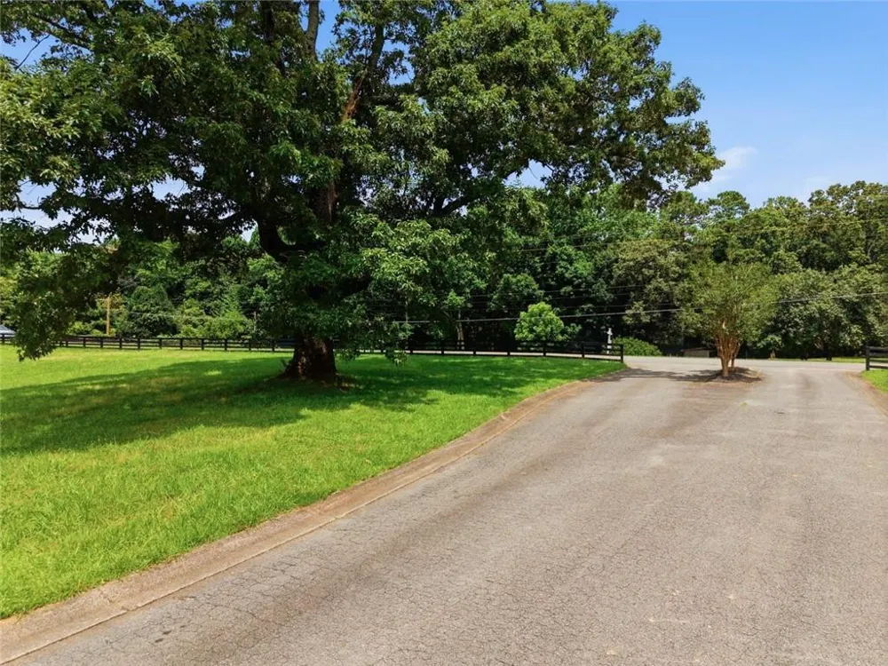 140 Sherwood Lane Canton, GA 30115