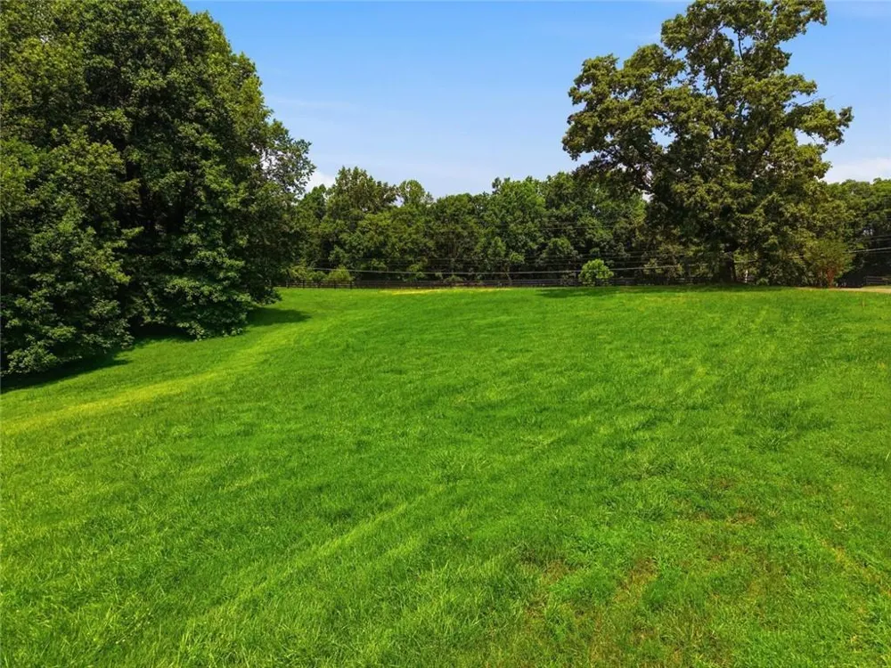 140 Sherwood Lane Canton, GA 30115
