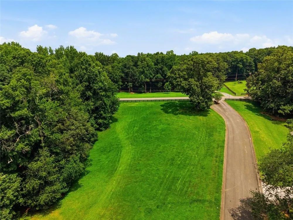 140 Sherwood Lane Canton, GA 30115