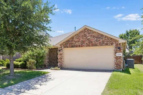 1115 Dickenson Drive
