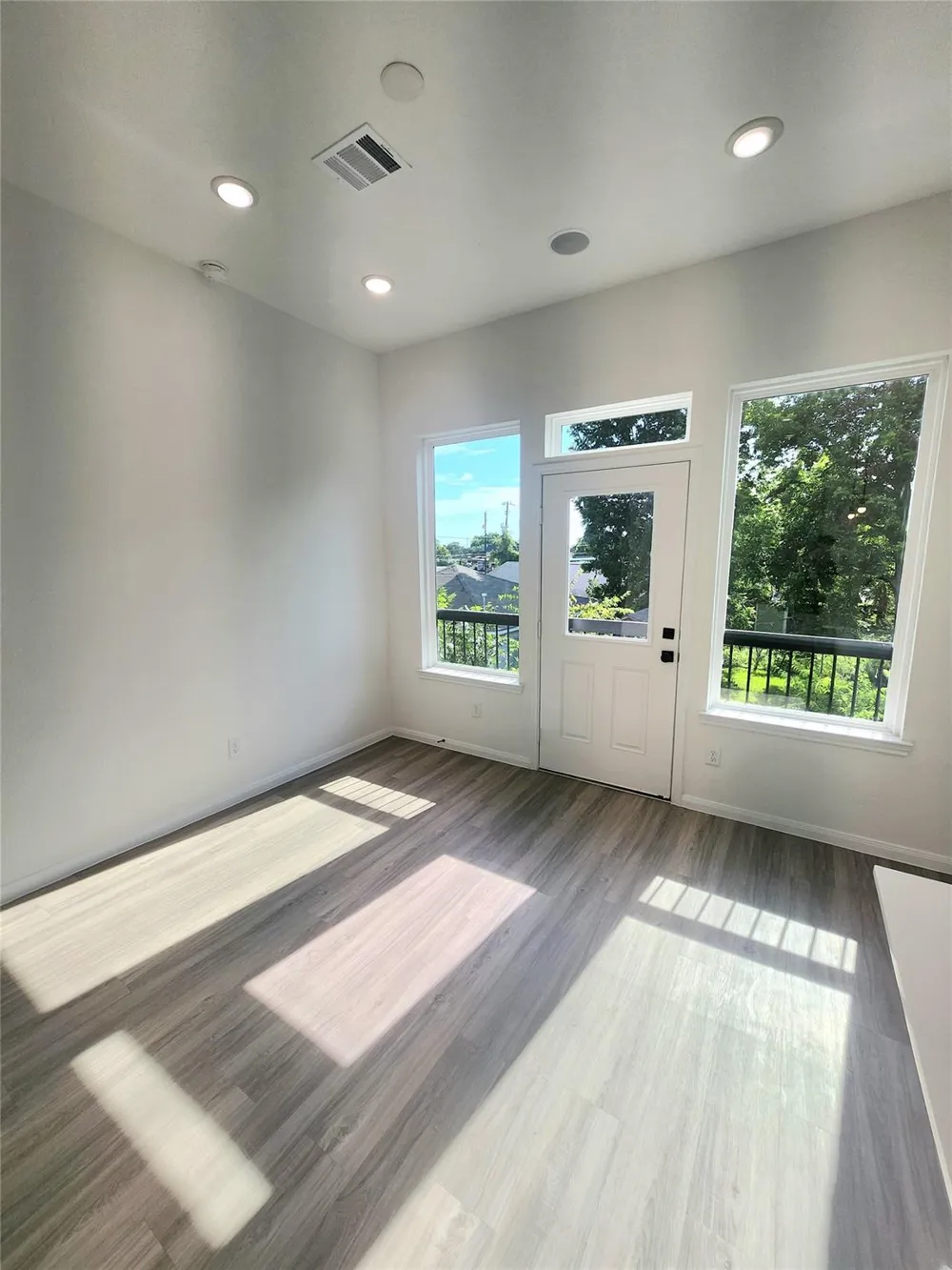 4713 Mallow Street #C Houston, TX 77033