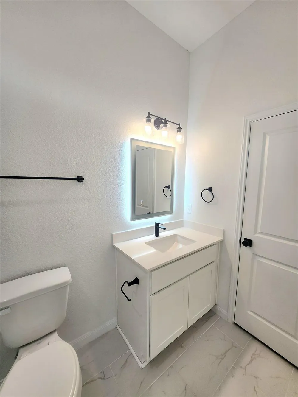 4713 Mallow Street #C Houston, TX 77033
