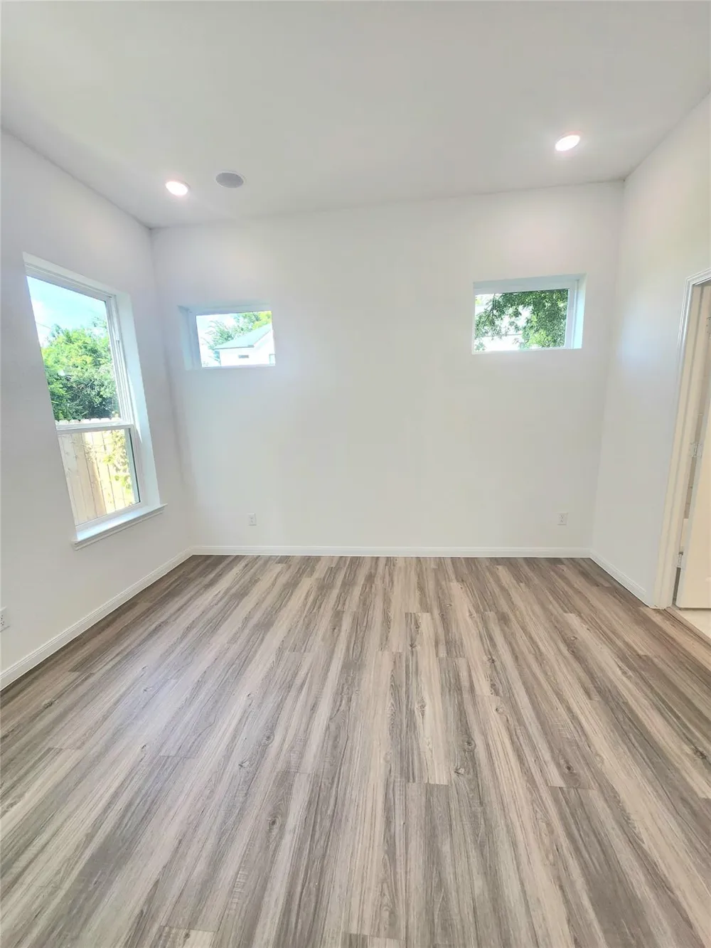 4713 Mallow Street #C Houston, TX 77033