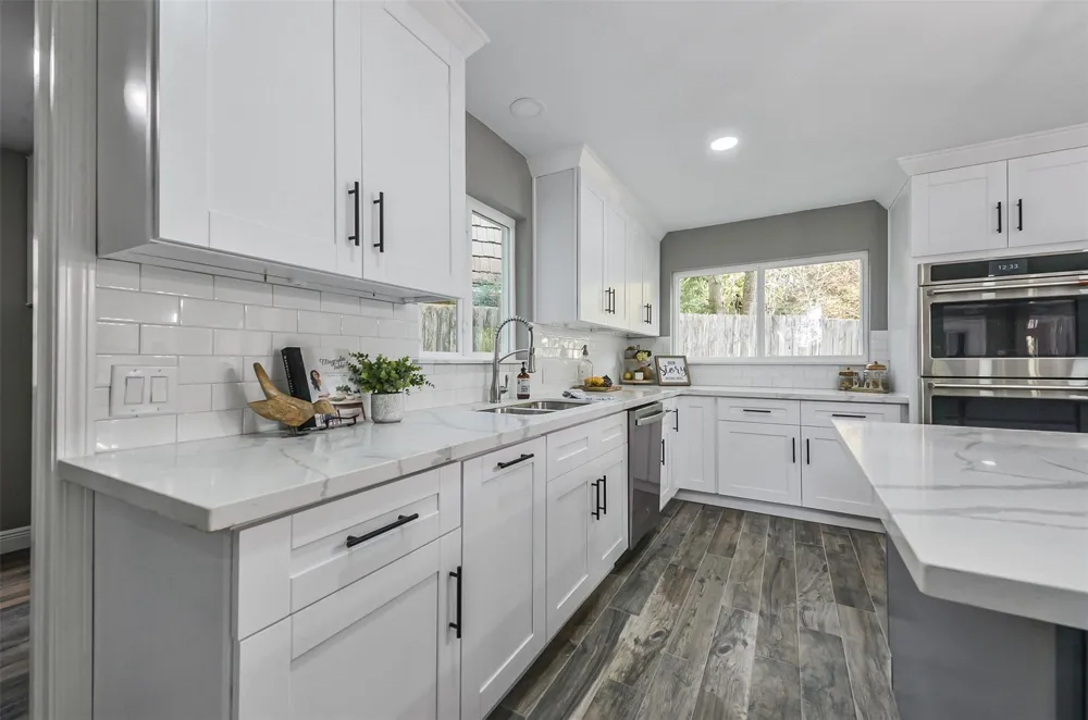 211 Big Hollow Lane Houston, TX 77042