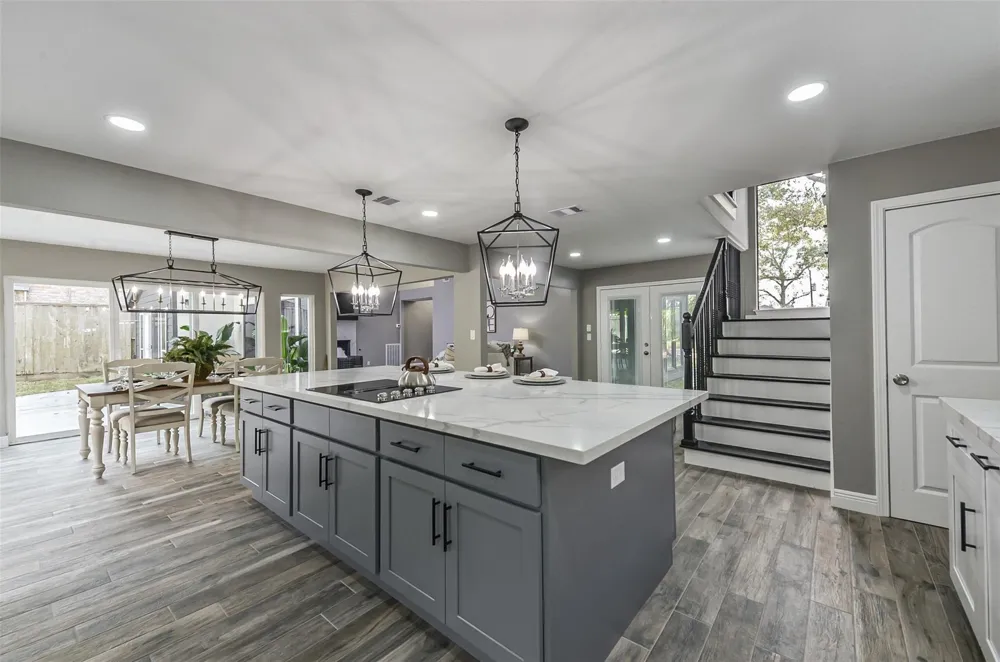 211 Big Hollow Lane Houston, TX 77042