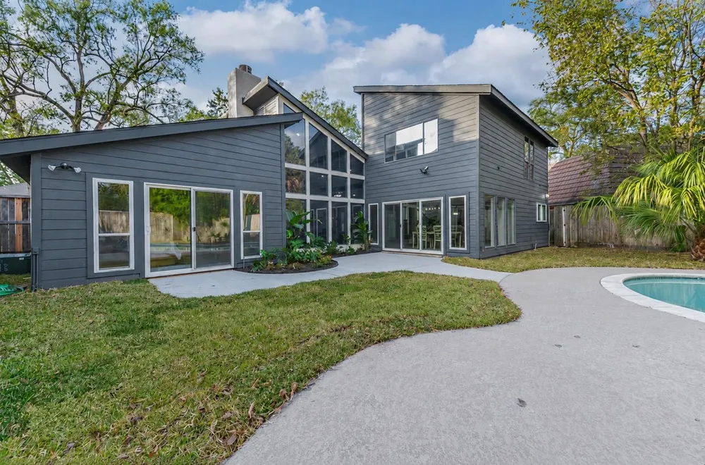 211 Big Hollow Lane Houston, TX 77042