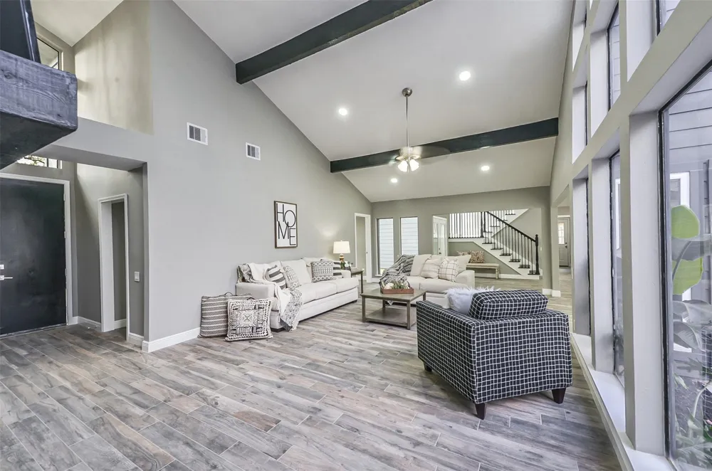 211 Big Hollow Lane Houston, TX 77042