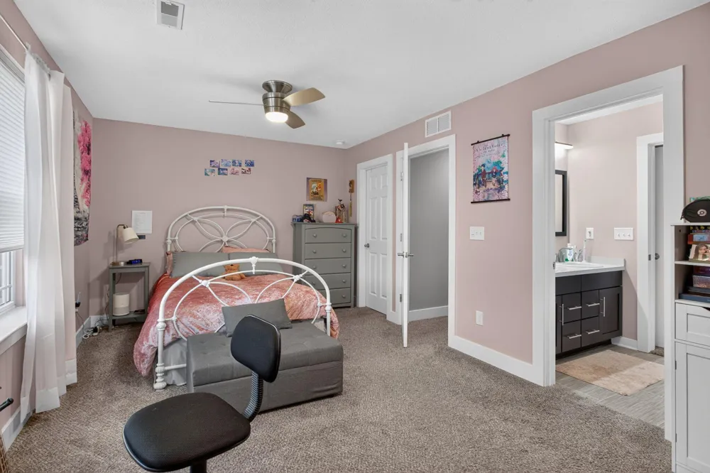 163 Nicole Drive Brooklyn, MI 49230