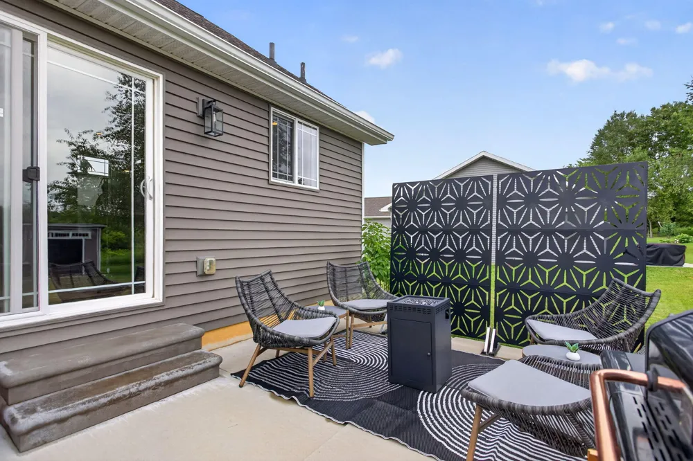 163 Nicole Drive Brooklyn, MI 49230