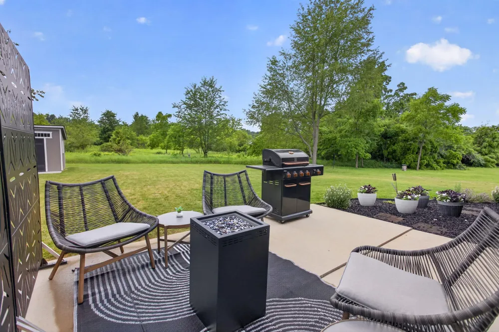 163 Nicole Drive Brooklyn, MI 49230