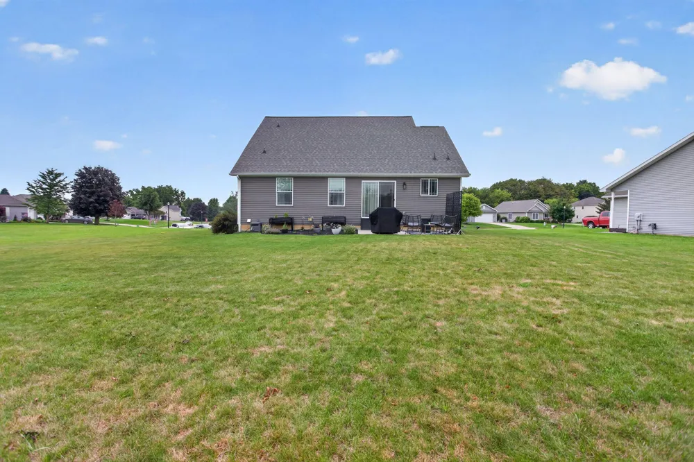 163 Nicole Drive Brooklyn, MI 49230