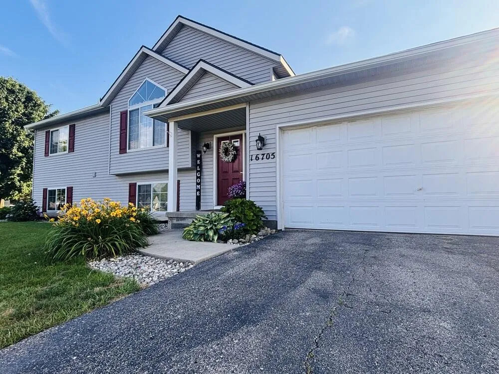 16705 Antler Drive NE Cedar Springs City, MI 49319