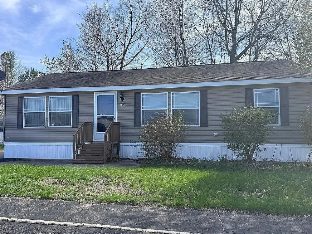 530 E Rainbow Road Brooks Township, MI 49337