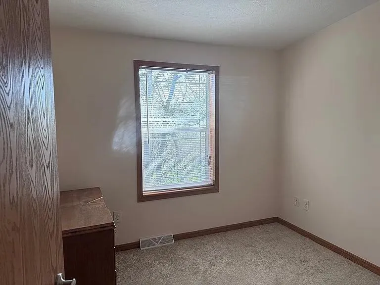 530 E Rainbow Road Brooks Township, MI 49337