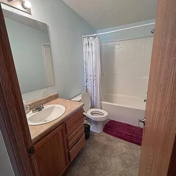 530 E Rainbow Road Brooks Township, MI 49337