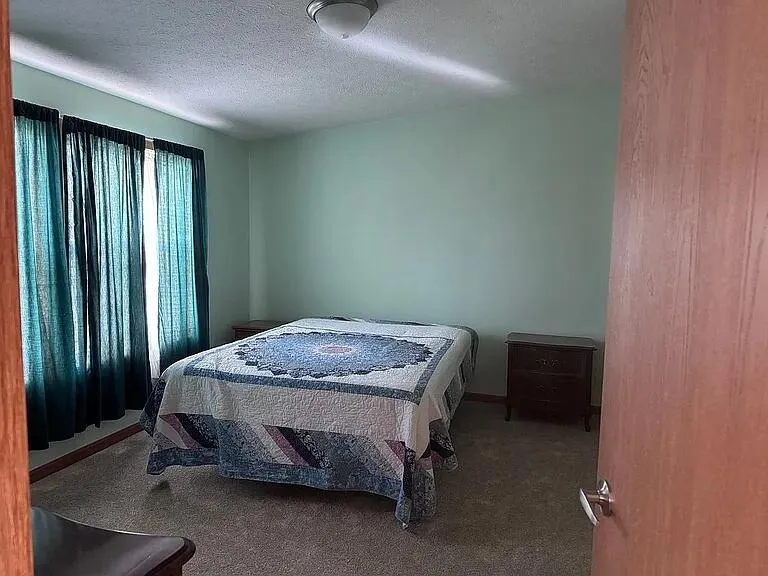 530 E Rainbow Road Brooks Township, MI 49337
