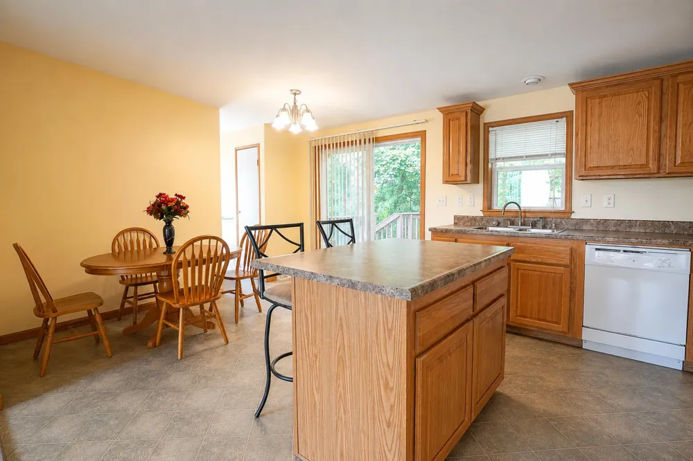 530 E Rainbow Road Brooks Township, MI 49337