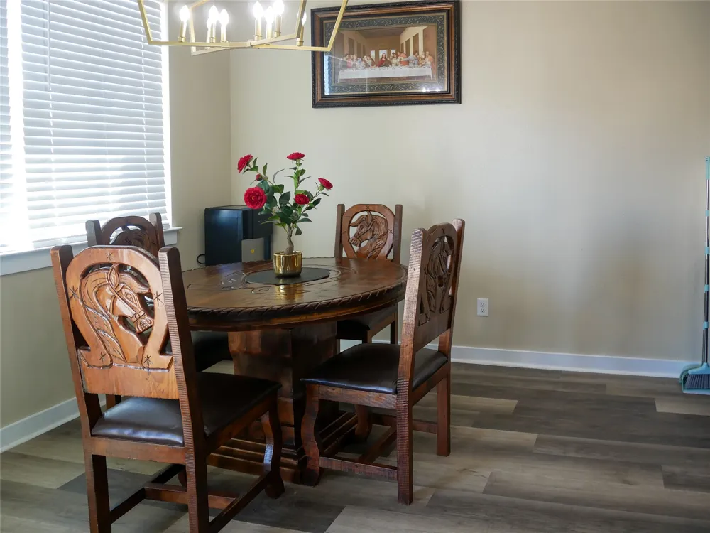 1351 County Road 419 Taylor, TX 76574