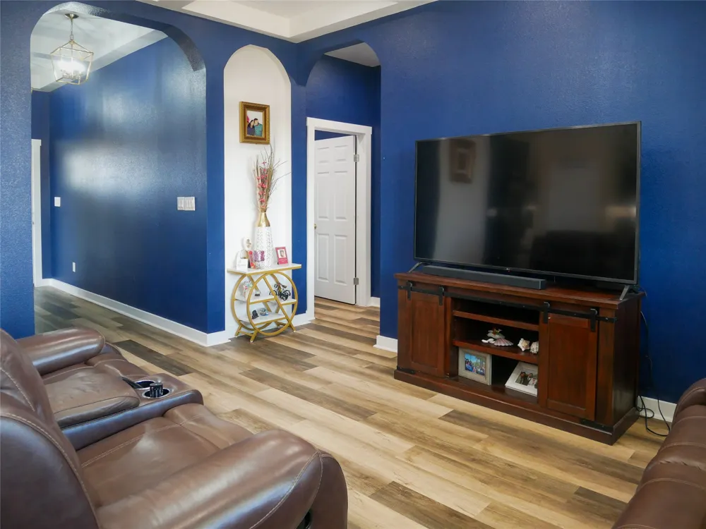 1351 County Road 419 Taylor, TX 76574