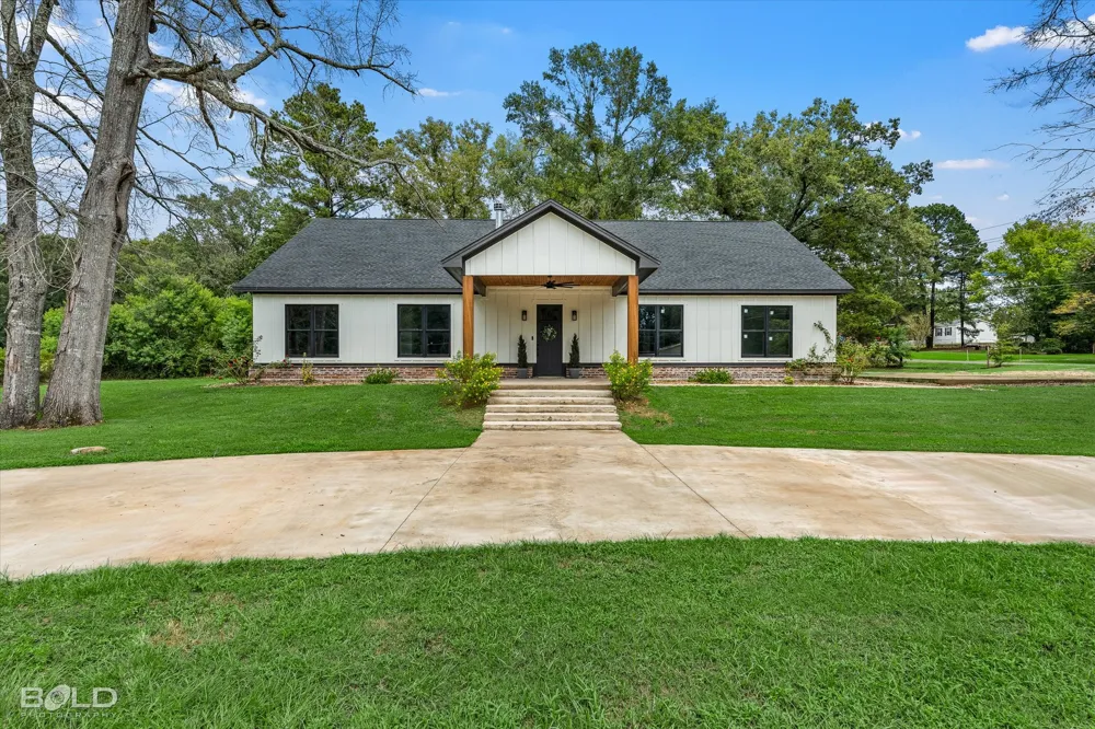 978 Stonewall Preston Road Stonewall, LA 71078