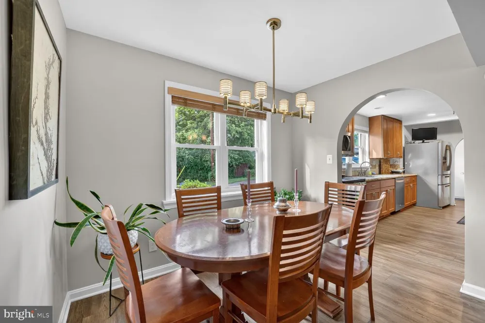 10123 CAPITOL VIEW AVENUE Silver Spring, MD 20910