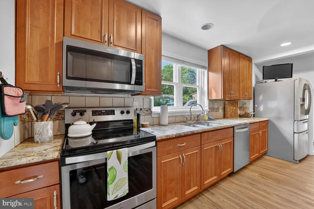 10123 CAPITOL VIEW AVENUE Silver Spring, MD 20910