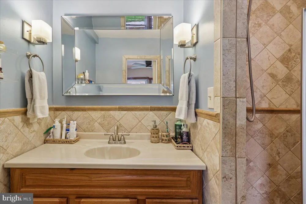 10123 CAPITOL VIEW AVENUE Silver Spring, MD 20910