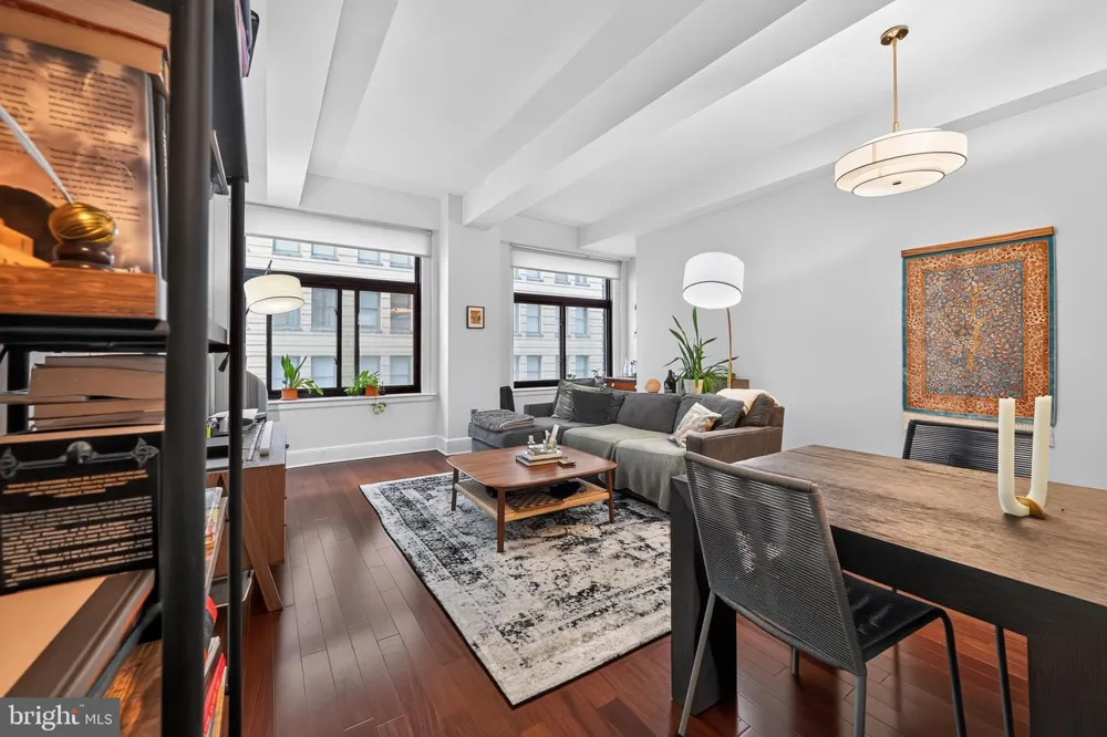 1500 CHESTNUT STREET #10H Philadelphia, PA 19102