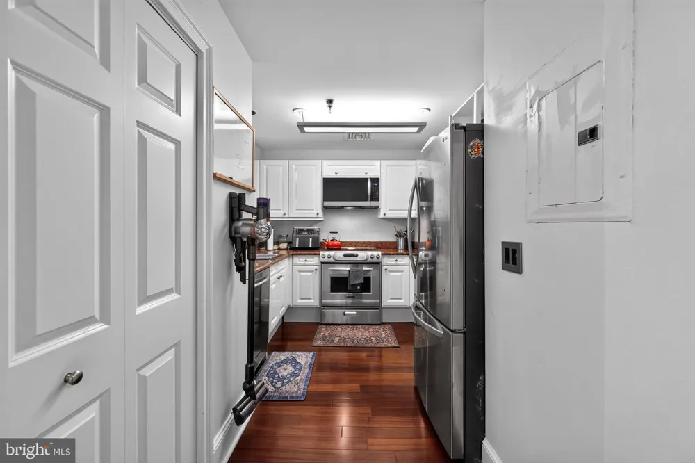 1500 CHESTNUT STREET #10H Philadelphia, PA 19102