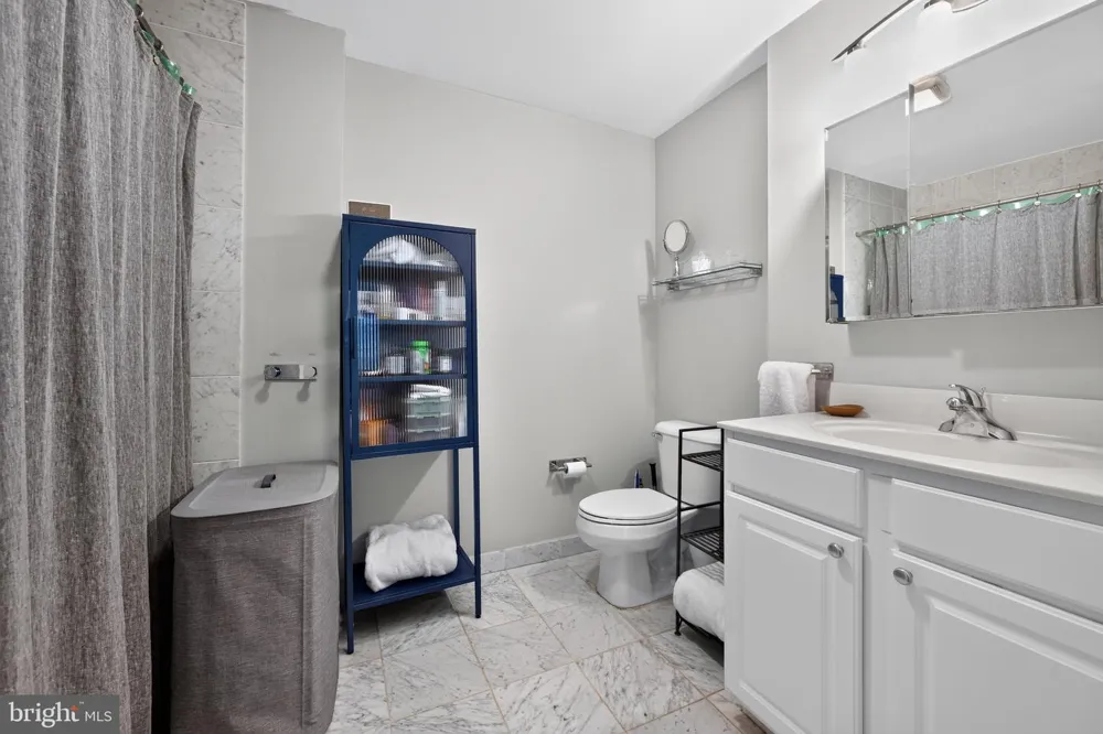 1500 CHESTNUT STREET #10H Philadelphia, PA 19102