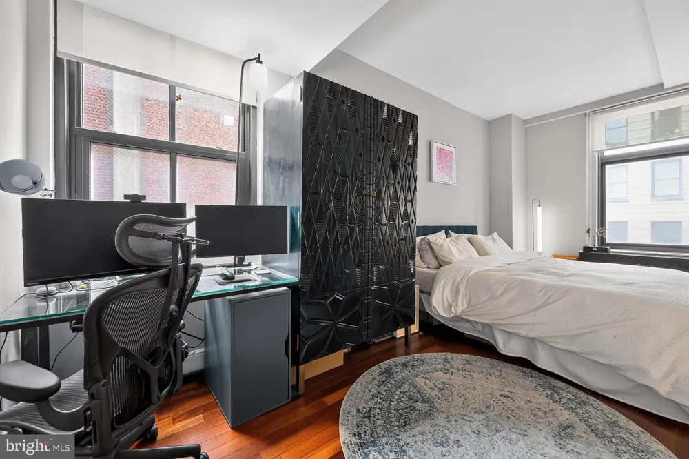 1500 CHESTNUT STREET #10H Philadelphia, PA 19102