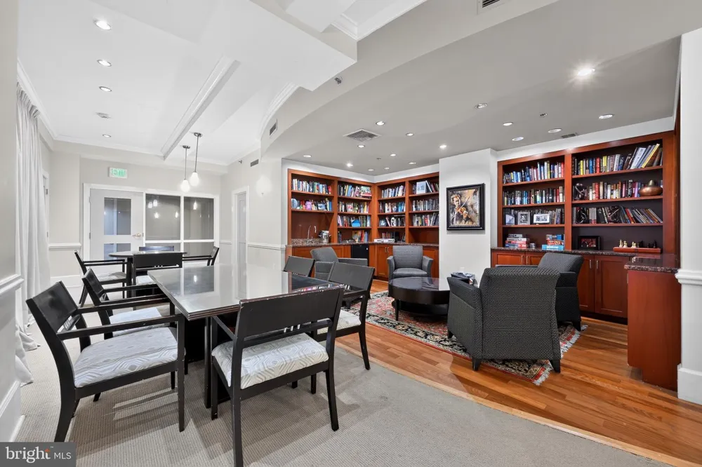 1500 CHESTNUT STREET #10H Philadelphia, PA 19102