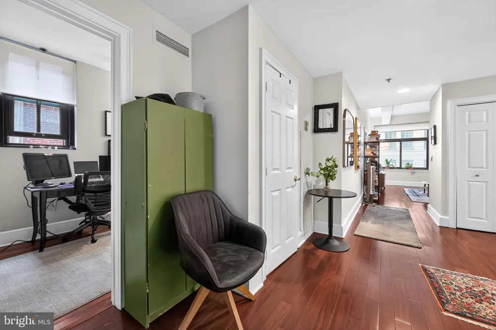 1500 CHESTNUT STREET #10H Philadelphia, PA 19102