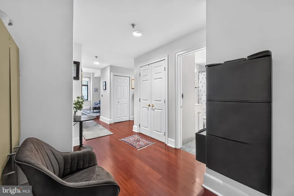 1500 CHESTNUT STREET #10H Philadelphia, PA 19102