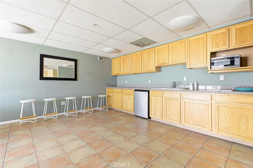 11124 Burbank Boulevard #101 North Hollywood, CA 91601