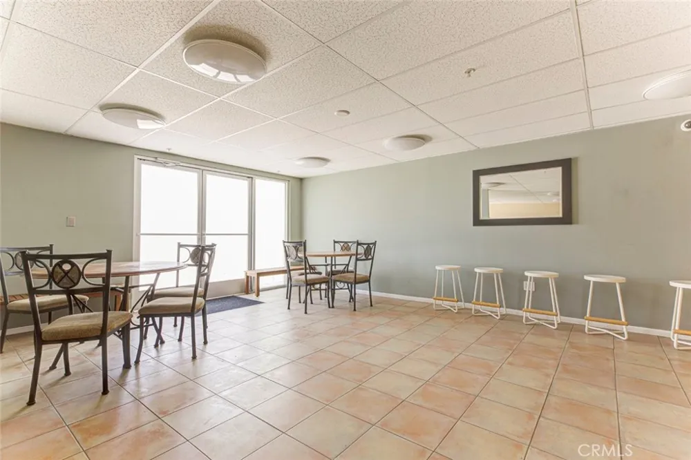 11124 Burbank Boulevard #101 North Hollywood, CA 91601