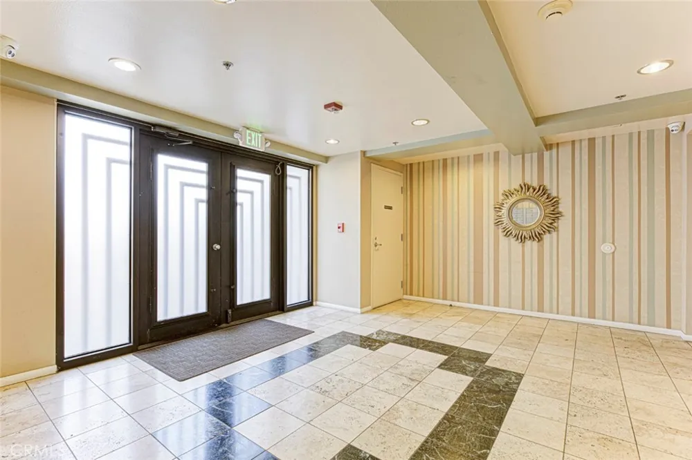 11124 Burbank Boulevard #101 North Hollywood, CA 91601
