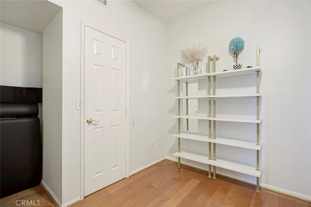 11124 Burbank Boulevard #101 North Hollywood, CA 91601
