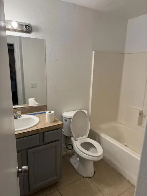 1226 Mullet Avenue Thermal, CA 92274