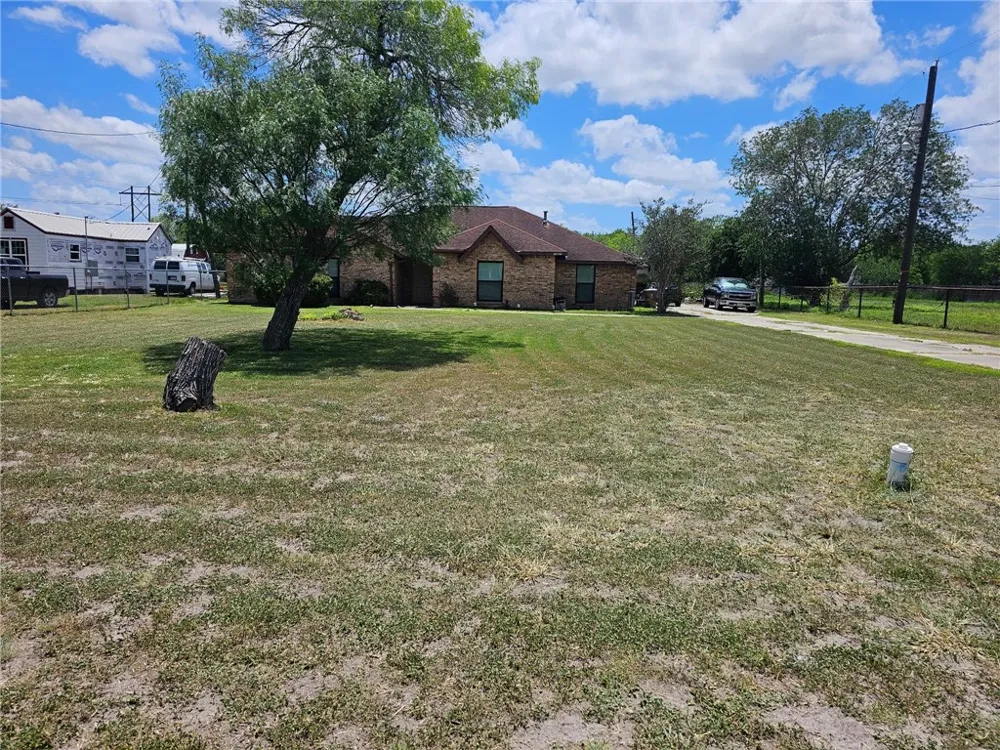 10821 Annaville Road Corpus Christi, TX 78410