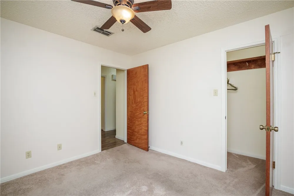 10821 Annaville Road Corpus Christi, TX 78410