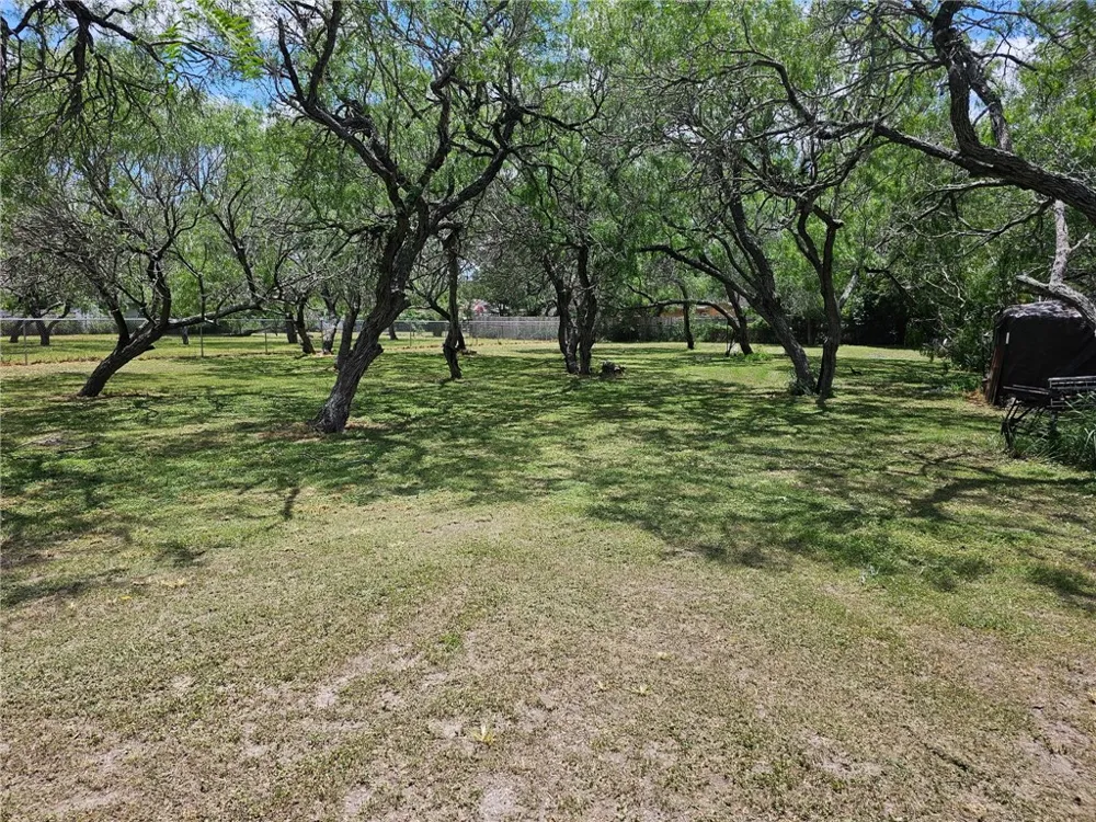 10821 Annaville Road Corpus Christi, TX 78410