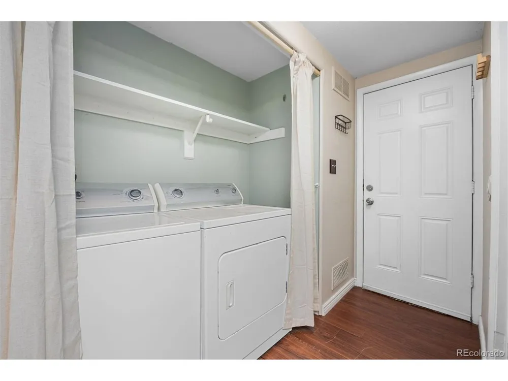 6010 S Willow Way Greenwood Village, CO 80111
